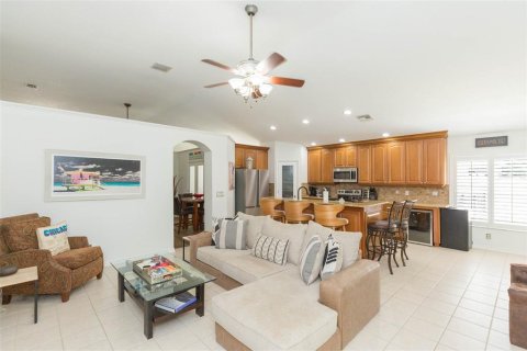 Casa en venta en Saint Petersburg, Florida, 3 dormitorios, 189.24 m2 № 1856678 - foto 18