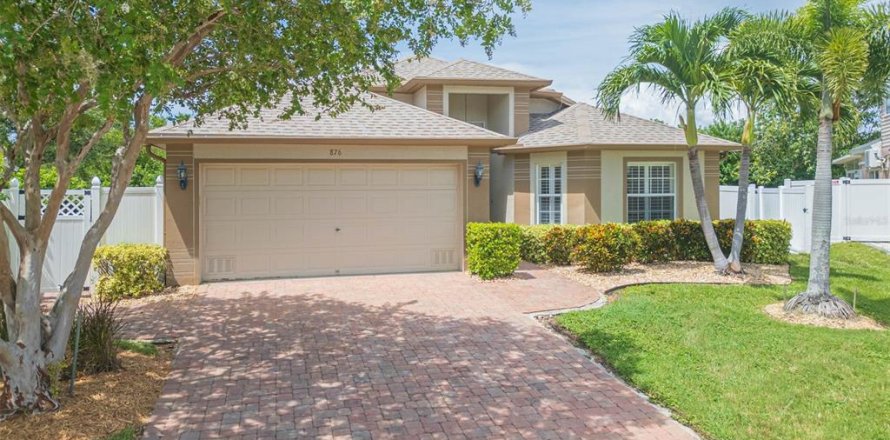 Casa en Saint Petersburg, Florida 3 dormitorios, 189.24 m2 № 1856678