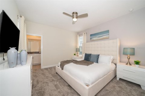 House in STOREY LAKE in Kissimmee, Florida 5 bedrooms, 305.83 sq.m. № 1259717 - photo 7