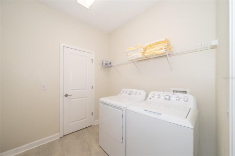 House in STOREY LAKE in Kissimmee, Florida 5 bedrooms, 305.83 sq.m. № 1259717 - photo 27