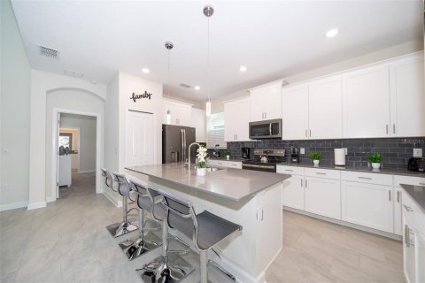House in STOREY LAKE in Kissimmee, Florida 5 bedrooms, 305.83 sq.m. № 1259717 - photo 16