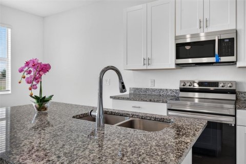 Casa en venta en Haines City, Florida, 3 dormitorios, 142.23 m2 № 2157277 - foto 23