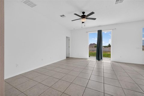 Casa en venta en Haines City, Florida, 3 dormitorios, 142.23 m2 № 2157277 - foto 19