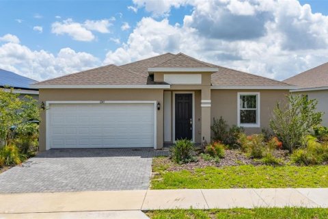 Casa en Haines City, Florida 3 dormitorios, 142.23 m2 № 2157277