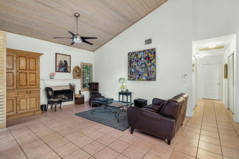 Casa en alquiler en West Palm Beach, Florida, 3 dormitorios, 136.66 m2 № 2087728 - foto 4
