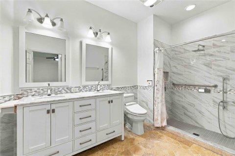 Villa ou maison à vendre à Sarasota, Floride: 2 chambres, 146.41 m2 № 2431099 - photo 18