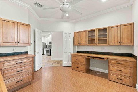 Villa ou maison à vendre à Sarasota, Floride: 2 chambres, 146.41 m2 № 2431099 - photo 14