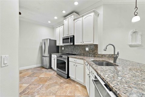 Villa ou maison à vendre à Sarasota, Floride: 2 chambres, 146.41 m2 № 2431099 - photo 10