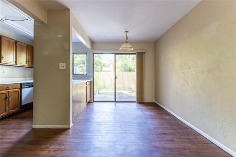 Condominio en venta en Gainesville, Florida, 2 dormitorios, 87.14 m2 № 2096450 - foto 14