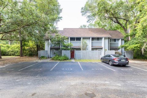 Condominio en venta en Gainesville, Florida, 2 dormitorios, 87.14 m2 № 2096450 - foto 2