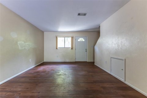 Condominio en venta en Gainesville, Florida, 2 dormitorios, 87.14 m2 № 2096450 - foto 11