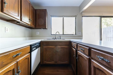 Condominio en venta en Gainesville, Florida, 2 dormitorios, 87.14 m2 № 2096450 - foto 17
