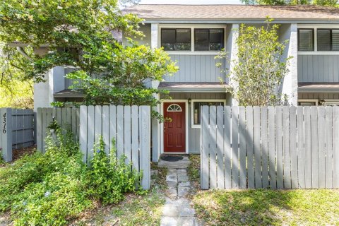 Condominio en Gainesville, Florida, 2 dormitorios № 2096450