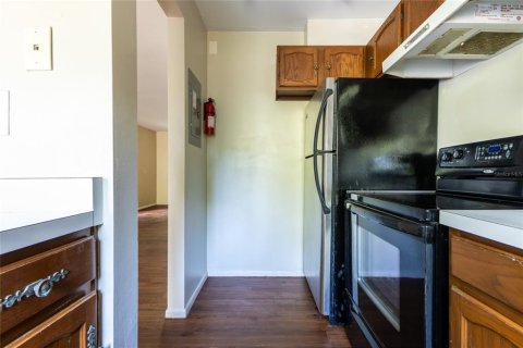 Condominio en venta en Gainesville, Florida, 2 dormitorios, 87.14 m2 № 2096450 - foto 18