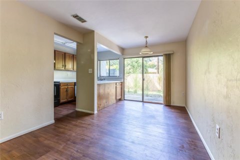 Condominio en venta en Gainesville, Florida, 2 dormitorios, 87.14 m2 № 2096450 - foto 15