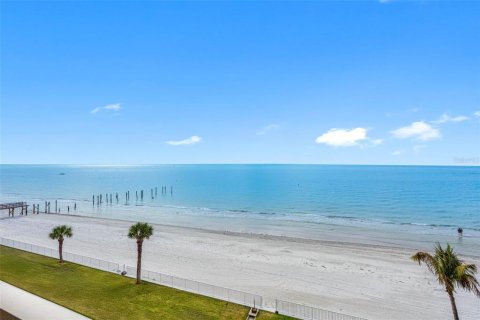Condo in Redington Beach, Florida, 3 bedrooms  № 2212471 - photo 28