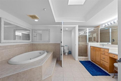 Condo in Redington Beach, Florida, 3 bedrooms  № 2212471 - photo 13