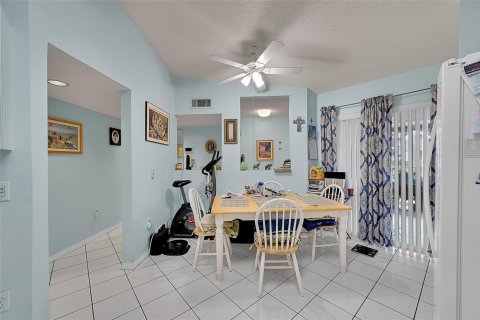 Copropriété à vendre à Fort Lauderdale, Floride: 2 chambres, 140.56 m2 № 2084385 - photo 25