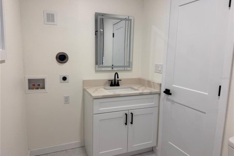 Villa ou maison à louer à Tavares, Floride: 3 chambres, 120.31 m2 № 2413868 - photo 22