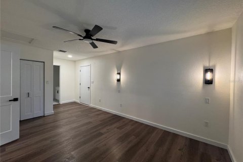 Villa ou maison à louer à Tavares, Floride: 3 chambres, 120.31 m2 № 2413868 - photo 21