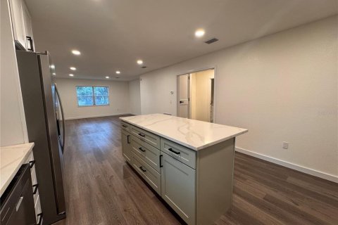 Villa ou maison à louer à Tavares, Floride: 3 chambres, 120.31 m2 № 2413868 - photo 15
