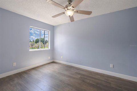 Condo in Orlando, Florida, 2 bedrooms  № 1776966 - photo 23