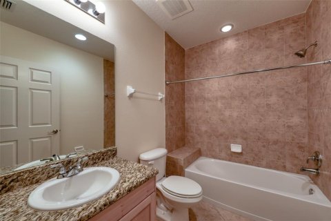 Condominio en alquiler en Redington Shores, Florida, 3 dormitorios, 185.34 m2 № 1792301 - foto 25