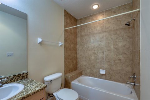 Condominio en alquiler en Redington Shores, Florida, 3 dormitorios, 185.34 m2 № 1792301 - foto 26