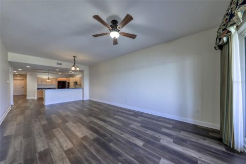 Condominio en alquiler en Redington Shores, Florida, 3 dormitorios, 185.34 m2 № 1792301 - foto 6
