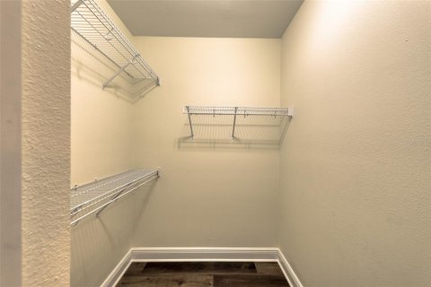 Condominio en alquiler en Redington Shores, Florida, 3 dormitorios, 185.34 m2 № 1792301 - foto 16