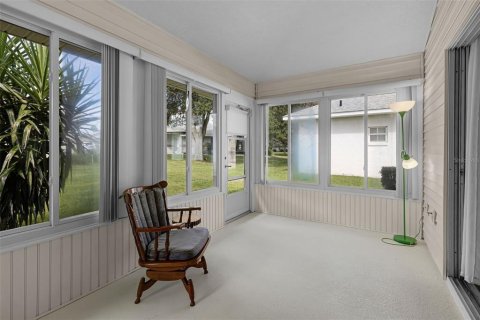 House in Leesburg, Florida 2 bedrooms, 123.19 sq.m. № 1913772 - photo 24