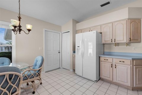 House in Leesburg, Florida 2 bedrooms, 123.19 sq.m. № 1913772 - photo 15