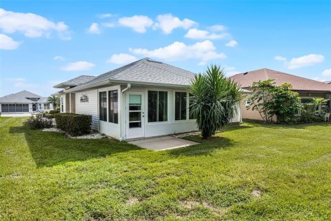 House in Leesburg, Florida 2 bedrooms, 123.19 sq.m. № 1913772 - photo 25