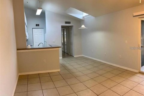 Condo in Orlando, Florida, 1 bedroom  № 1810089 - photo 4