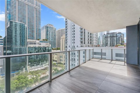 Condo in Miami, Florida, 3 bedrooms  № 2061750 - photo 25
