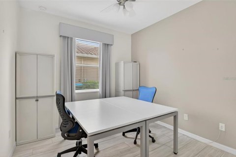 Villa ou maison à vendre à Cape Coral, Floride: 4 chambres, 188.78 m2 № 2396675 - photo 14