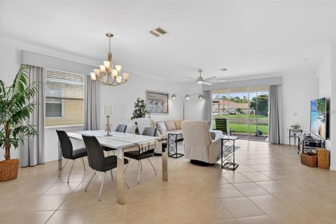 Villa ou maison à vendre à Cape Coral, Floride: 4 chambres, 188.78 m2 № 2396675 - photo 19