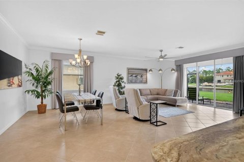 Villa ou maison à vendre à Cape Coral, Floride: 4 chambres, 188.78 m2 № 2396675 - photo 20