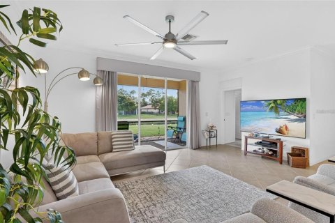 Villa ou maison à vendre à Cape Coral, Floride: 4 chambres, 188.78 m2 № 2396675 - photo 21