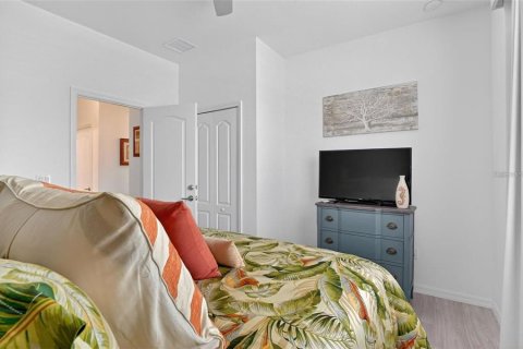 Villa ou maison à vendre à Cape Coral, Floride: 4 chambres, 188.78 m2 № 2396675 - photo 12