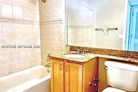 Снять в аренду кондоминиум в Форт-Лодердейл, Флорида 1 спальня, 42.64м2, № 2032564 - фото 4