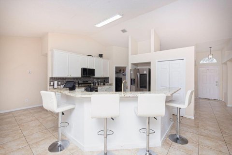 Casa en venta en St. Lucie, Florida, 4 dormitorios, 211.45 m2 № 2269583 - foto 14