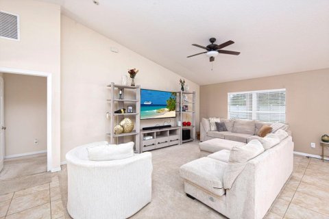 Casa en venta en St. Lucie, Florida, 4 dormitorios, 211.45 m2 № 2269583 - foto 11