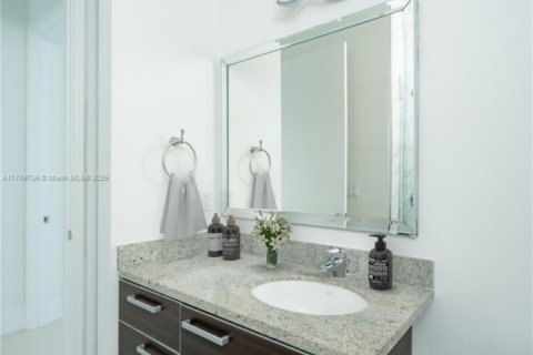 Condominio en venta en Miami, Florida, 2 dormitorios, 120.77 m2 № 1862451 - foto 7