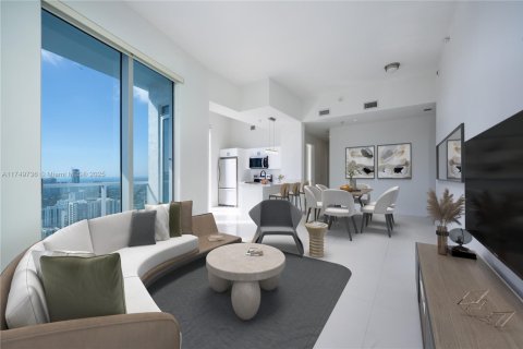 Condominio en venta en Miami, Florida, 2 dormitorios, 120.77 m2 № 1862451 - foto 2