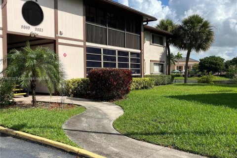 Condominio en venta en Tamarac, Florida, 2 dormitorios, 108.05 m2 № 1748153 - foto 19