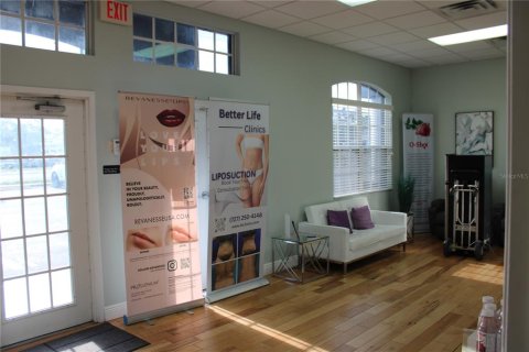 Commercial property in Palm Harbor, Florida 178.37 sq.m. № 2213746 - photo 26