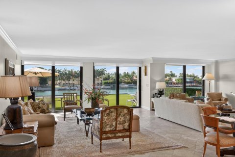 Condominio en venta en Miami Beach, Florida, 2 dormitorios, 262.63 m2 № 2145983 - foto 25