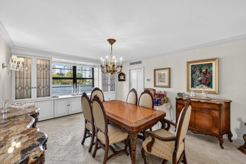 Condominio en venta en Miami Beach, Florida, 2 dormitorios, 262.63 m2 № 2145983 - foto 12