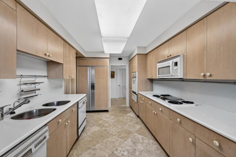 Condominio en venta en Miami Beach, Florida, 2 dormitorios, 262.63 m2 № 2145983 - foto 10